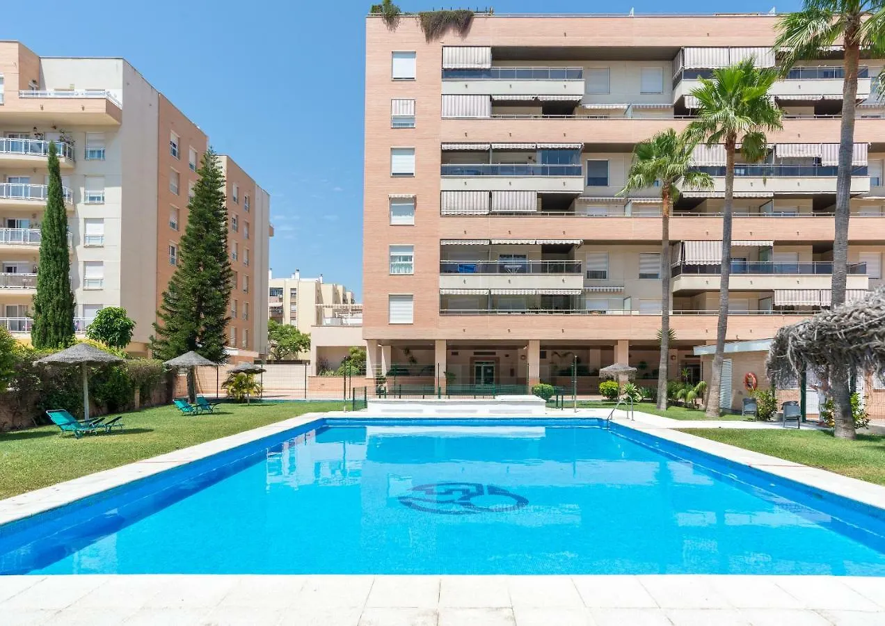 Charming Apartment On The Beach - Pool And Parking Malaga
